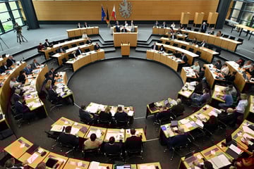 Bricht die Wirtschaft zusammen? Debatte im Thüringer Landtag