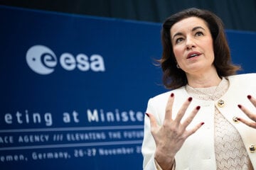 Doro Bär träumt vom Mondflug und sieht Chancen für die Wirtschaft