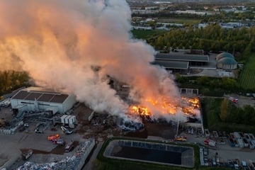 Nach tagelangen Löscharbeiten: Brand auf Mülldeponie ist endlich gelöscht