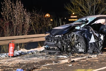 Unfall-Tragödie auf der B20: 79-Jähriger stirbt nach Zusammenstoß