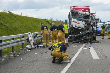 Unfall A6: Langer Stau nach Lkw-Unfall auf A6: Ein Schwerverletzter