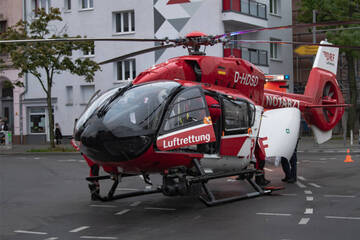 Schock in Berlin-Wedding: Kind stürzt aus vier Metern Höhe ab