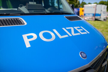 Leipzig: Autofahrer verursacht 1000 Euro Schaden und macht sich aus dem Staub