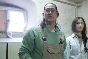 "Traumhaus oder Luftschloss?": Macht ein Model-Paar aus einem alten Schloss einen Ku(h)rort?