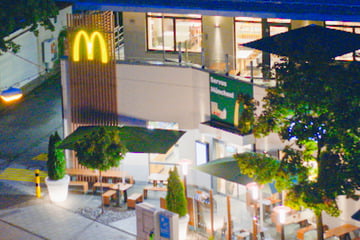 Notarzt nach Attentat in McDonald's: "Da lagen mehrere tote Kinder über Tischen"