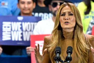 Jennifer Lopez blasts Puerto Rico "garbage" joke as she campaigns for Harris