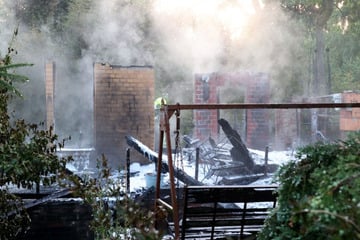 Chemnitz: Leichenfund nach Laubenbrand in Chemnitz