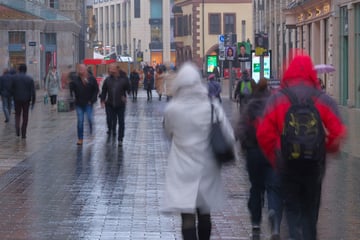 Leipzig: Einbruch bei Leipziger Juwelier: Täter klauen Zehntausende Euro teuren Schmuck