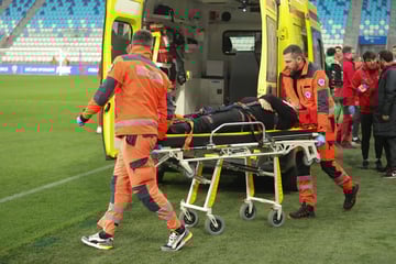 U21-Coach muss nach K.-o.-Ausrutscher operiert werden