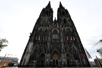 Köln: Bereits mehr als 300 Teile verkauft: Kölner Dom als Digital-Schnipsel für zu Hause