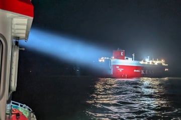 Großeinsatz auf der Nordsee! Feuer auf Frachter ausgebrochen