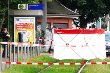Straßenbahn überfährt Fußgänger: Tödlicher Unfall in Kassel