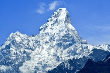 Tod im Himalaja: Deutscher Bergsteiger (†57) stürzt 1500 Meter in die Tiefe