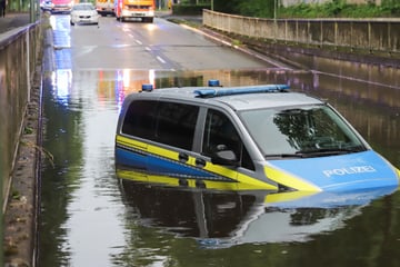 Heftiges Unwetter im Norden: Faustdicke Hagelkörner und Starkregen sorgen für Verwüstung
