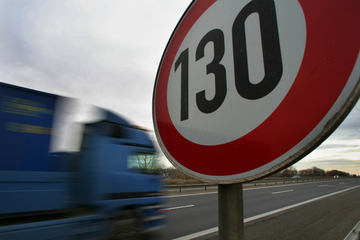 Berlin: Umfrage zum Tempolimit: Wie viele eine allgemeine Höchstgeschwindigkeit auf Autobahnen ablehnen