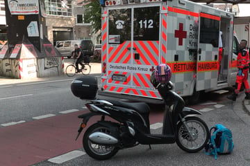 Rollerfahrer rammt Radfahrer: Kind (7) im Krankenhaus