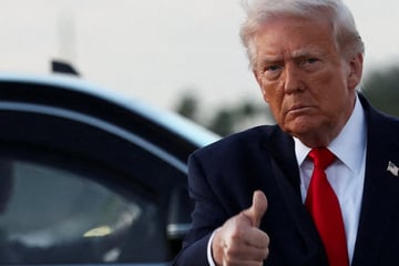 Trump bafflingly orders US Navy to join Strait of Hormuz blockade as Iran war looks set to restart