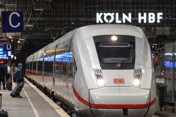Arbeiten abgeschlossen: Bahnverkehr normalisiert sich am Kölner Hauptbahnhof