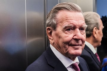 Altkanzler Gerhard Schröder kämpft vor Gericht um sein Büro und verliert