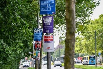 Berlin: Vandalismus-Serie in Berlin: Ärger um Wahlplakate und Parteistände