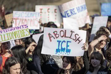 Canadian woman detained by ICE with daughter issues devastating warning to immigrants