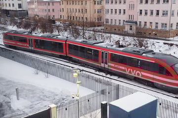 Zug entgleist! Betrieb auf beliebter Ausflugsstrecke in Sachsen eingestellt