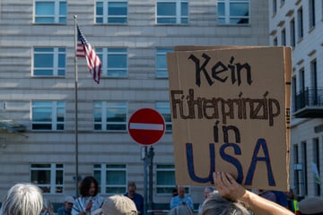München: Hunderte demonstrieren in München gegen US-Präsident Donald Trump