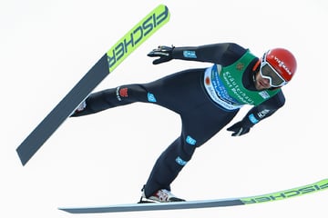 Paukenschlag beim Skispringen: Bundestrainer lässt sechsfachen Weltmeister zu Hause!