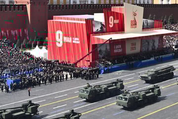 Ukraine-Krieg: Kreml stellt Todes-Drohnen auf Militärparade zur Schau