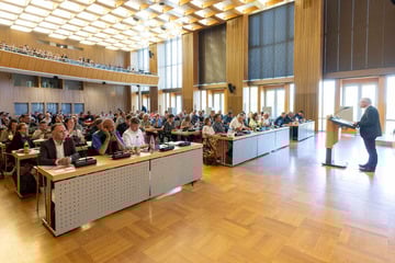 Dresdner Verwaltung hinkt hinterher: Stadtrat diskutiert Digitalisierung