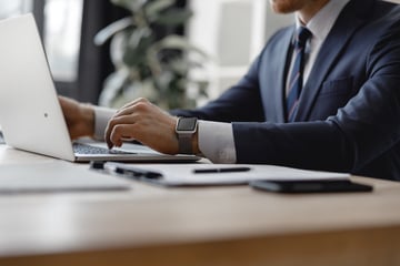 Arbeitnehmer wird 25 Jahre lang der Urlaub verweigert - Jetzt muss die Firma zahlen