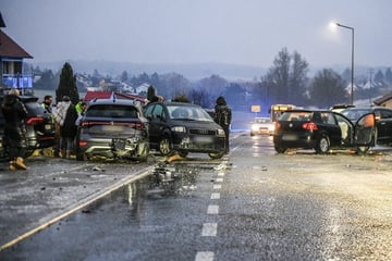 Achtung, spiegelglatte Straßen: Mehr als 500 Unfälle in Baden-Württemberg!