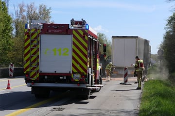 Unfall A14: Laster kracht auf Transporter: Ein Verletzter bei Unfall auf A14