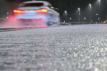 Autofahrer aufgepasst! Glatteis-Gefahr in Thüringen