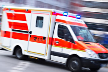 25.000 Euro Schaden: Rentnerin nach Crash mit BMW verletzt