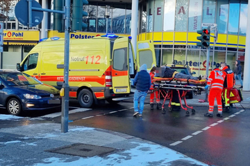 Chemnitz: E-Scooter-Fahrer bei Unfall in Chemnitz schwer verletzt
