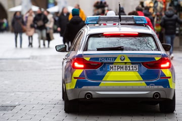 München: Betrügerin liest Aura und verspricht Kontakt zu Verstorbenen