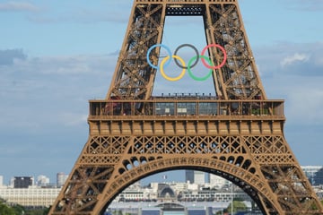 Große Diskussion in Frankreich: Können die Olympischen Ringe auf dem Eiffelturm bleiben?