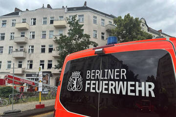Berlin: Brand in Neukölln: Schwerverletzte stirbt im Krankenhaus