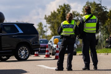Finger weg vom Handy! Polizei NRW versteht diese Woche keinen Spaß