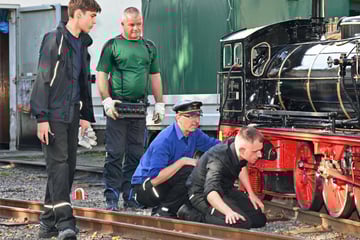 Leipzig: Parkeisenbahn dampft in Jubiläumssaison, doch 100 Jahre alte Dampflok muss zur Kesselkur