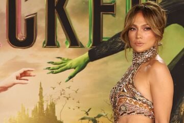 Jennifer Lopez makes generous donation amid devastating LA wildfires