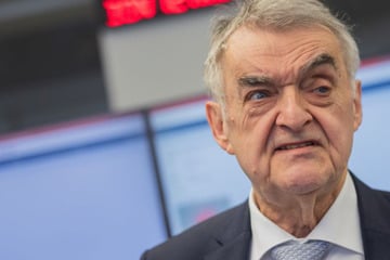 Politisch motivierte Taten auf Rekordhoch: Extremismus, Hass und Hetze längst Teil des Alltags