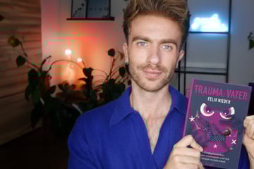 Model macht sich in neuem Buch emotional nackt: "Als sei ich durch Monsterhände fremdbestimmt"