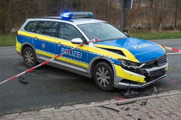 Leipzig: Schuss aus Dienstwaffe bei Verkehrskontrolle in Borna: Polizei sucht Zeugen