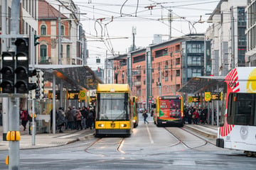 Dresden: Mann in Löbtau beraubt: Polizei kann acht Verdächtige stellen!