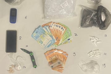Köln: Ermittler nehmen Drogendealer in Gaststätte hoch: Das hatte er in seiner Wohnung