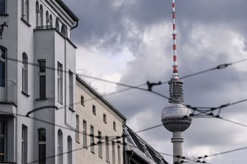 Berlin: Wechselhaftes Wetter in Berlin: Das Wochenende bringt Regen und Schauer