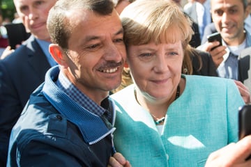 Zehn Jahre nach "Wir schaffen das": Merkel setzt sich für TV-Format mit Flüchtlingen zusammen