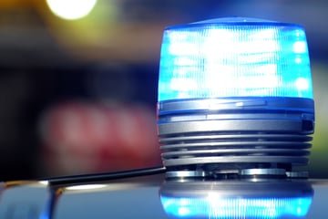 Duo will in Bank einbrechen: Gullydeckel-Plan scheitert kläglich